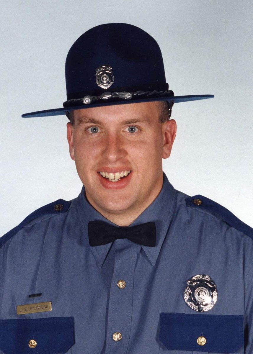wastatepatrol's tweet image. Today we remember Trooper Jim Saunders.

Trooper Saunders died on Oct. 7, 1999, at 31, from gunshot wounds while conducting a traffic stop in Pasco.

At the time of his death, Trooper Saunders had served 8-1/2 years with the Washington State Patrol.

#GoneButNeverForgotten