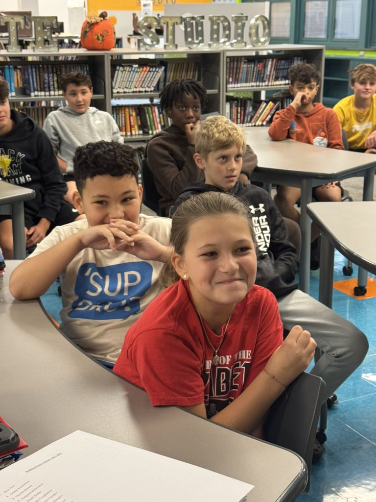 Elizabeth Forward Middle School tweet media