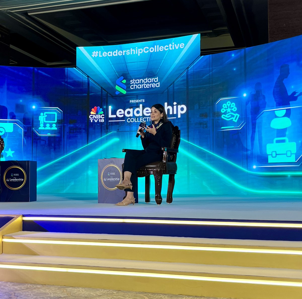 CNBCTV18News's tweet image. Tanuj Kapilashrami discussing Skilling Tomorrow's Workforce Today - preparing India's youth for the jobs of the future.
@ShereenBhan @StanChart
#SkillingIndia #Workforcedevelopment #FutureReady #SkillIndia #TalentTransformation
