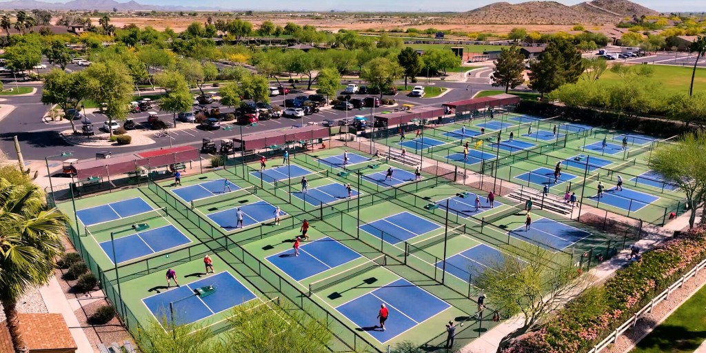 Get ready to rally, volley, and ace this fall at the Robson Resort Communities! Learn more now about the Pickleball amenities at each 55+ community.
robson.com/lifestyle/#pic… 
#Pickleball #ActiveAdult #55Plus #ResortCommunity #FallFun #RobsonLiving