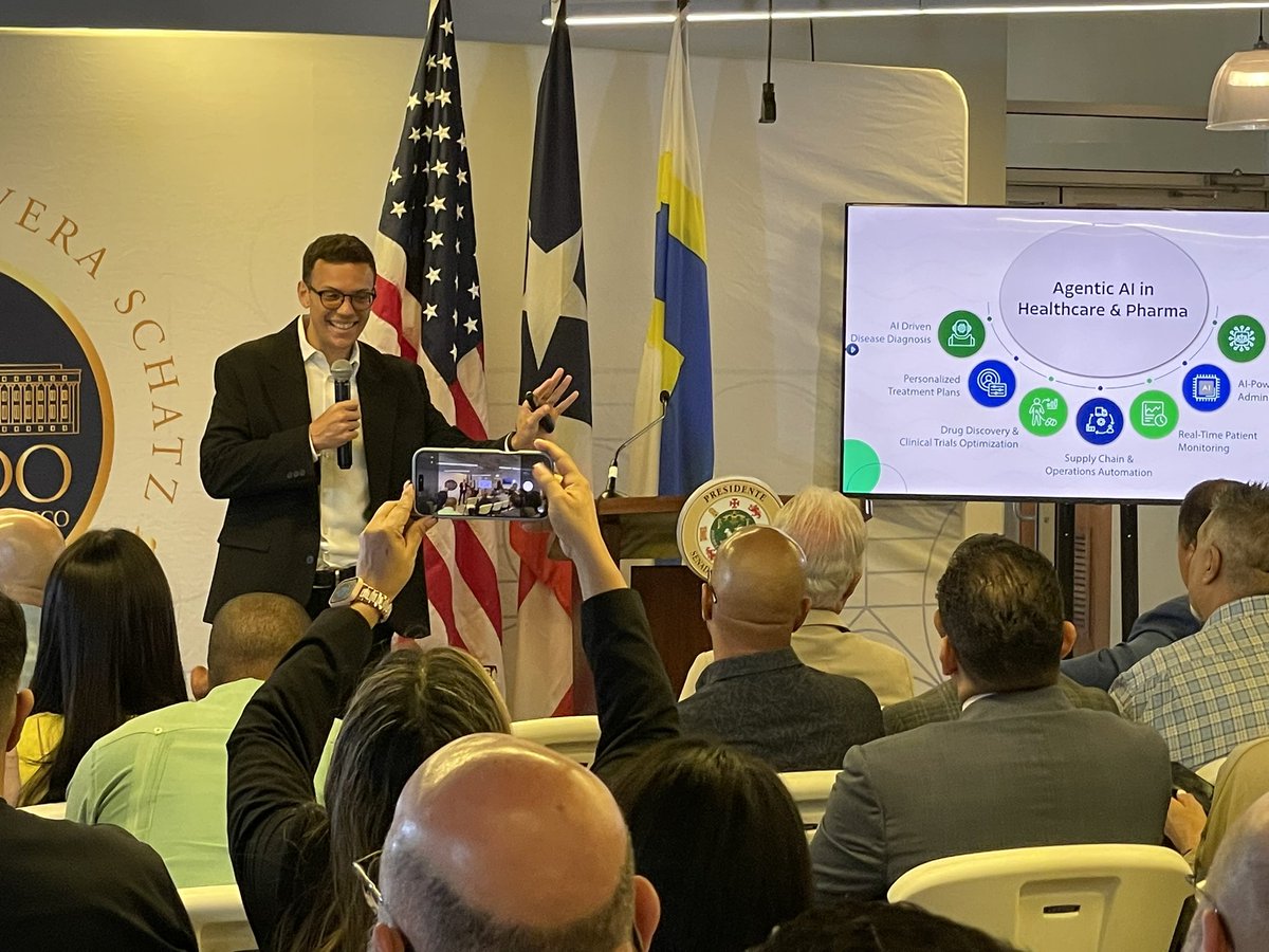 Casa llena en <a href="/engine4cws/">Engine-4</a> en el AI Congress. Veremos a ver de qué se trata.