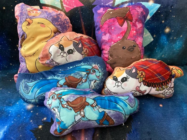 TheFauxsynder's tweet image. Hey there all you #ffxiv peeps! Hope you&apos;re enjoying the race so far~I had the awesome pleasure of working with @MogTalkTweets and the @XIVFanMerchNet and join, offering a 5% discount on my entire store during the race! Use the code &quot;MOGTALK&quot; at checkout 🔗⤵️ Good luck racers 🎉