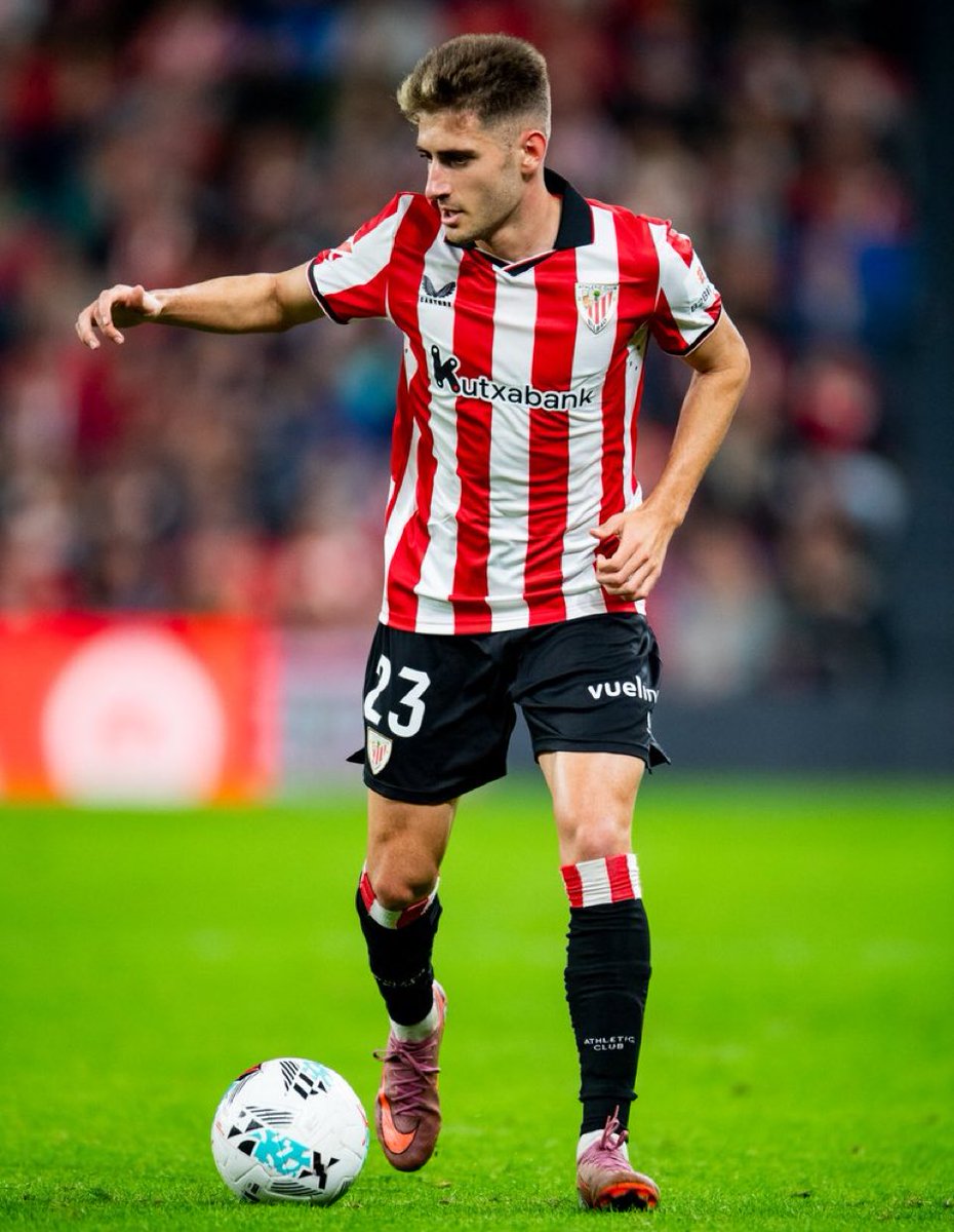 Diego Cobo (@diiegocobo) on Twitter photo 🎙️ Robert Navarro sobre sus primeros meses en el Athletic:
🦁 “En el día a día se disfruta mucho; estoy como un niño, aprendiendo de los que llevan aquí muchos años.”
😍 “La ciudad, el club, todo es increíble.”
ℹ <a href="/deportesCOPEbi/">Deportes Cope Bilbao</a> 🎙️ Robert Navarro sobre sus primeros meses en el Athletic:
🦁 “En el día a día se disfruta mucho; estoy como un niño, aprendiendo de los que llevan aquí muchos años.”
😍 “La ciudad, el club, todo es increíble.”
ℹ <a href="/deportesCOPEbi/">Deportes Cope Bilbao</a>