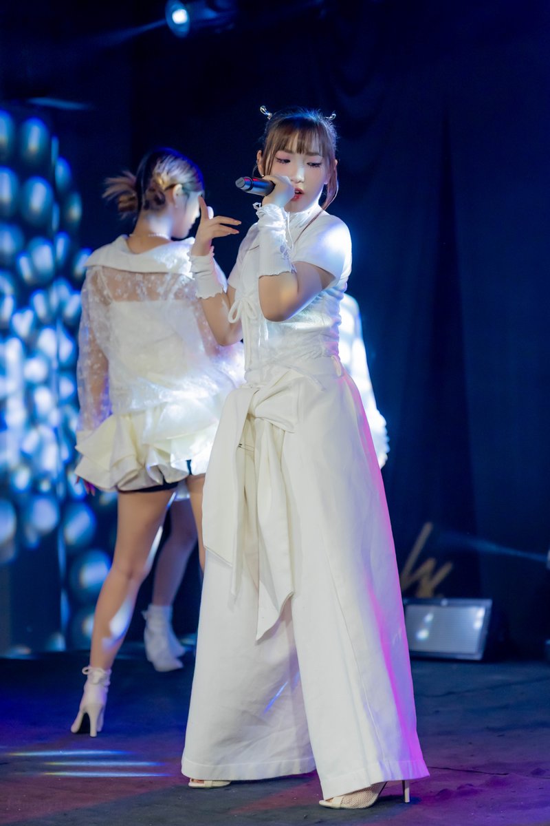 ichigayaphoto's tweet image. 2025.10.05 KYLINZ “Don’t Cry”
at Lot Of Live

Pimkarn - KYLINZ

#DontCry #PimkarnKYLINZ #KYLINZ