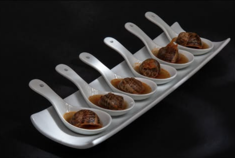 La temporada de setas, castañas y... ¡<a href="/CaracolesGredos/">Caracoles de Gredos</a>! 🐌
#ÁvilaAuténtica