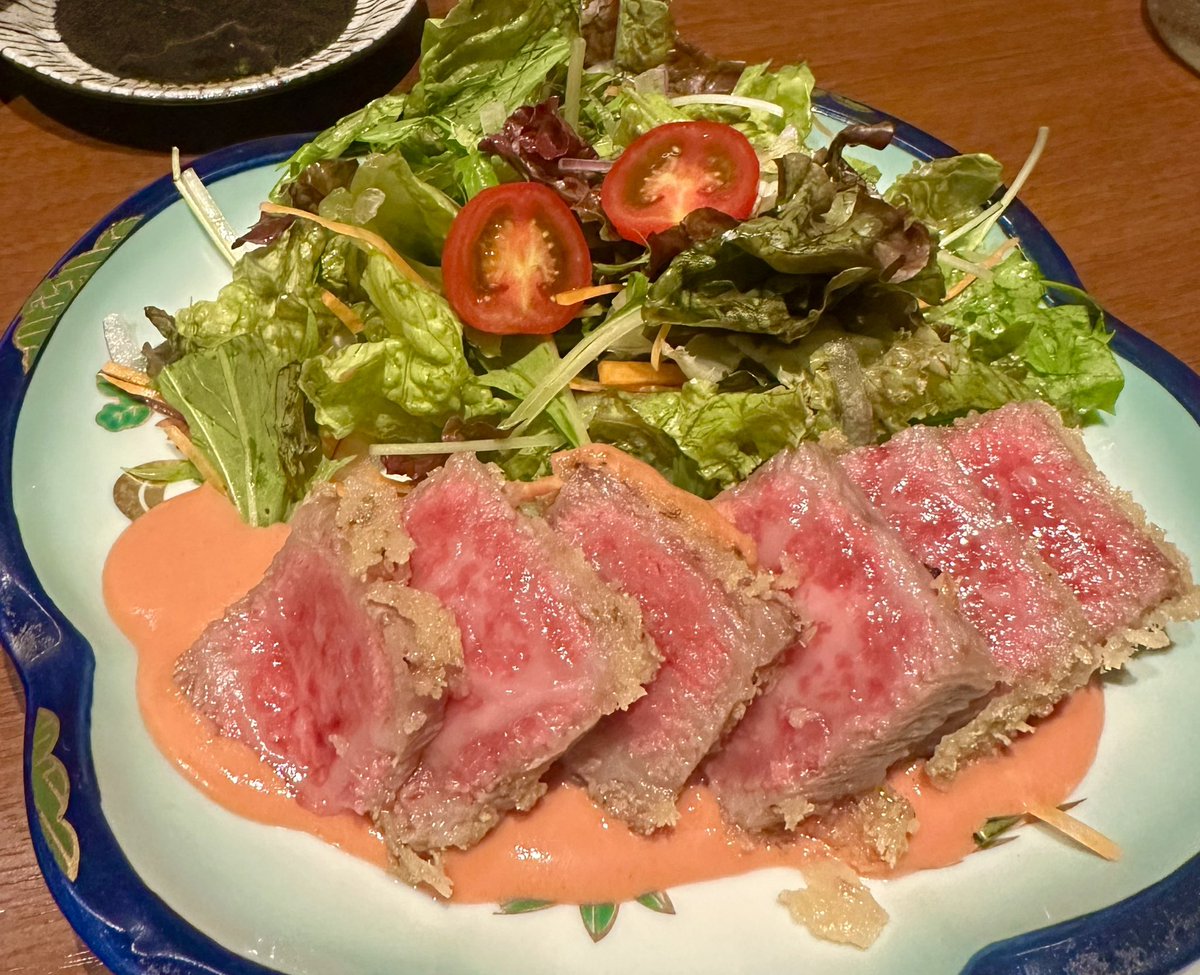 nekonekko_mnes tweet picture