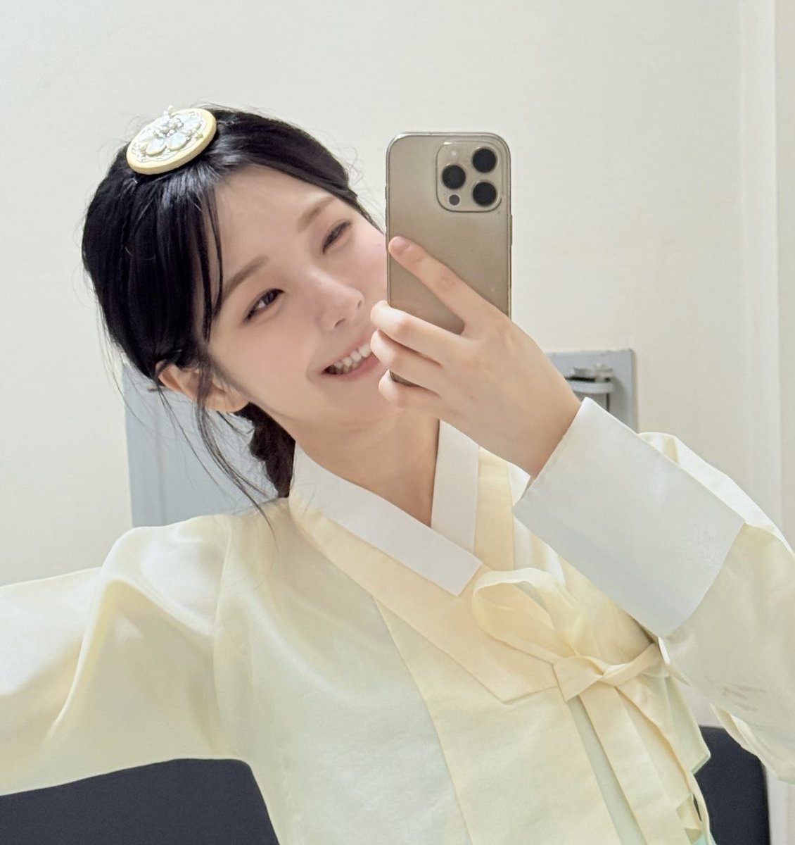 0417_hg's tweet image. ㅁㅊ!! 백지헌 너 진짜 다섯살이지.. 왜케 귀여운건데♥