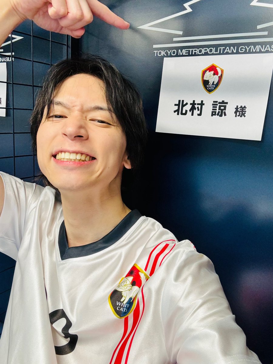 Ryo_Kitamu's tweet photo. 『ACTORS☆LEAGUE in Futsal 2025』

勝ったぞーーーー！！本当に嬉しい！
応援も盛り上がりも沢山ありがとうございました！

フットサルの楽しさに目覚めてしまったな
点決めてサンキュー！！出来なかったのは悔しいけど
いっぱい走った
最高に楽しかった

また闘おう！！

#アクターズリーグ https://t.co/GDiuhOGdGn