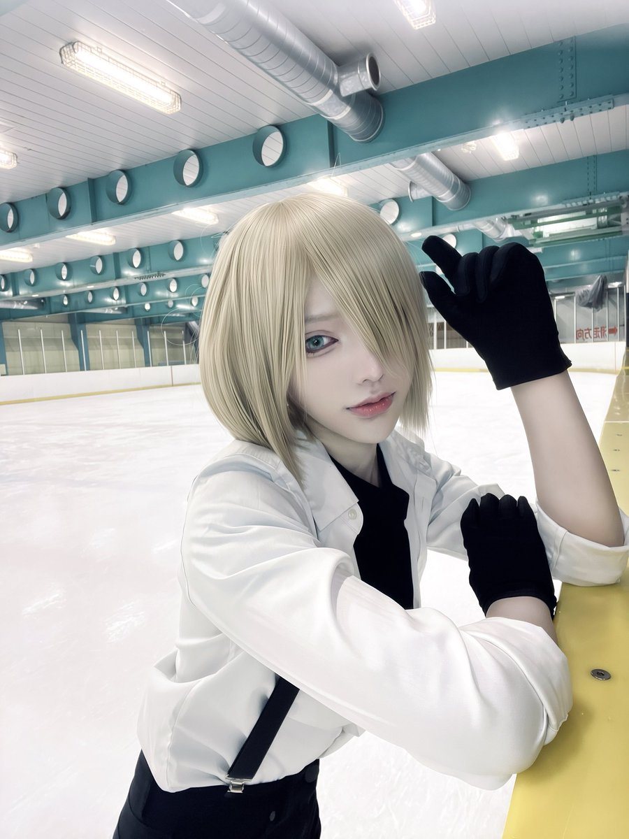 大遅刻❕ユーリ!!! on ICE
9周年おめでとうございます⛸️❄️

またスケートリンク撮影行きたいな