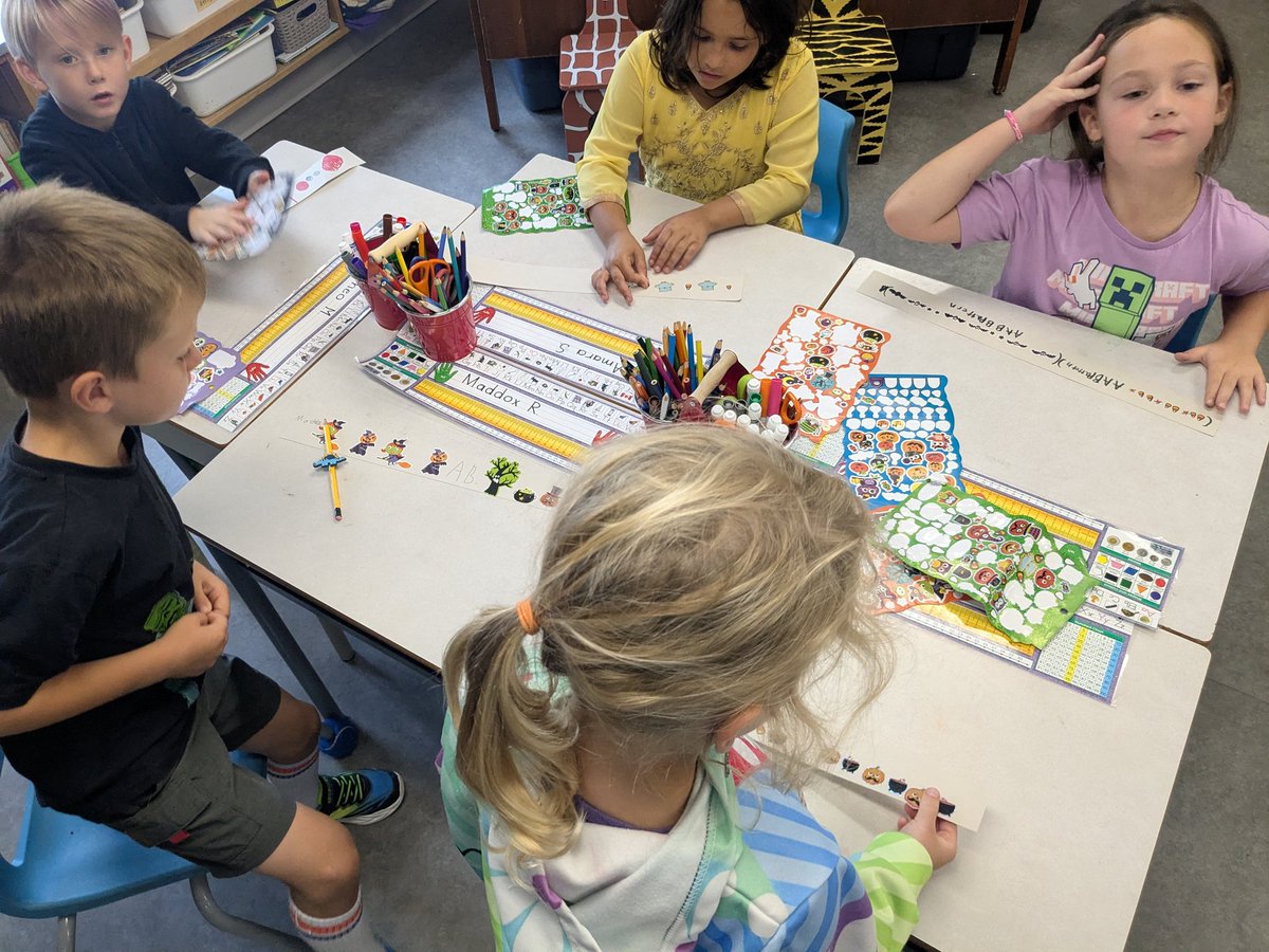 Making patterns with stickers <a href="/EASetonOCSB/">St. Elizabeth Ann Seton School</a>