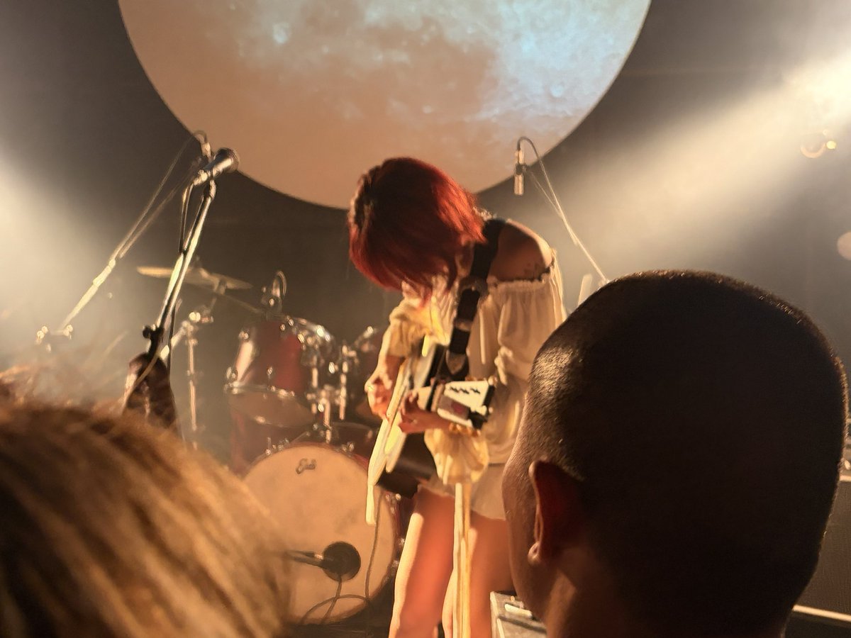 teto7son's tweet photo. Meaningful Stone ライブマジで最高だった。初来日公演を生で見れたのは一生の思い出だよ！ https://t.co/8ECejrbFUP