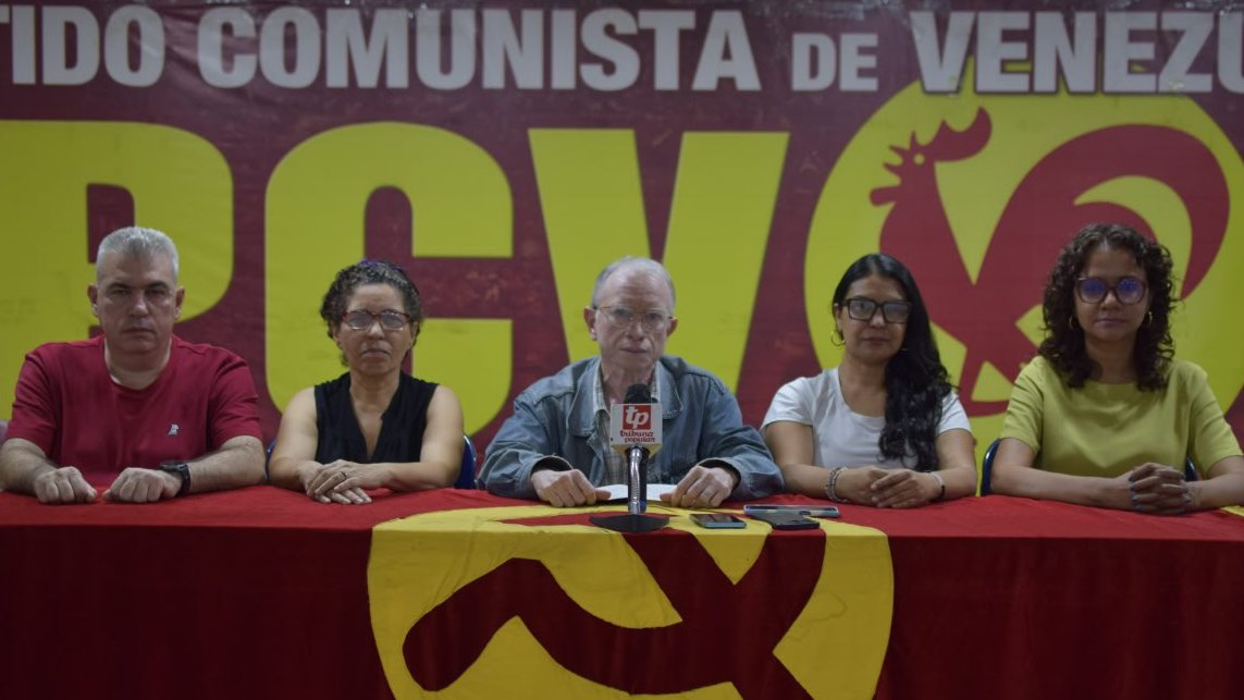 #RuedaDePrensa PCV: El país debe conocer el alcance y las implicaciones del Decreto de conmoción exterior

📰Más información 
prensapcv.wordpress.com/2025/10/07/pcv…

👀Video Completo
youtube.com/watch?v=jlNzLl…