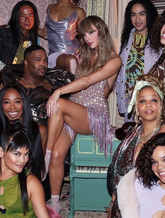 best of swift ❁ tweet media
