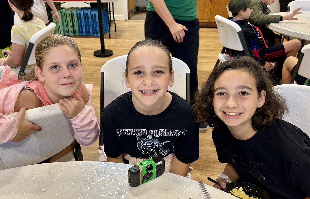 Ms. Erin Keaney tweet media