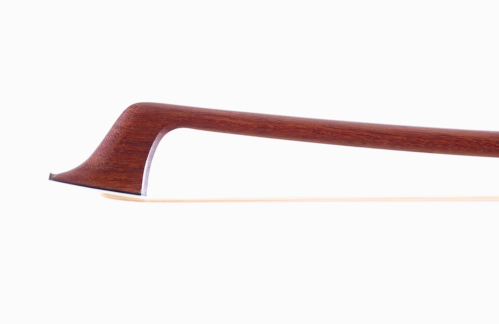 BenningViolins's tweet photo. We are pleased to present this fine #cello #bow, crafted in 1855 by #bowmaker Francois Nicolas Voirin, for examination, trial and purchase. It is strong yet elastic, easy to articulate and create a clean and expressive tone. #cellist #cellobow
Learn more: https://t.co/8Zyhb7JOF1 https://t.co/XCOiXxywaW