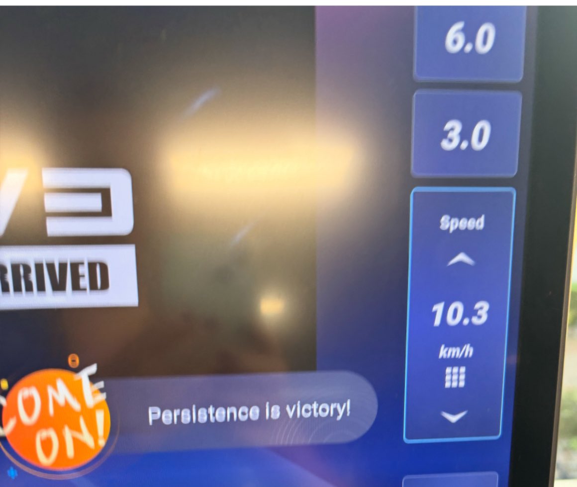 It's silly, but this is my daily reminder: 
"persistence is victory."
And it's so true!

Every morning at the gym.
This appears during my run. 

I just started on X myself.
Although I have been building online agents, tools, apps, and sites for many years, sharing my knowledge on