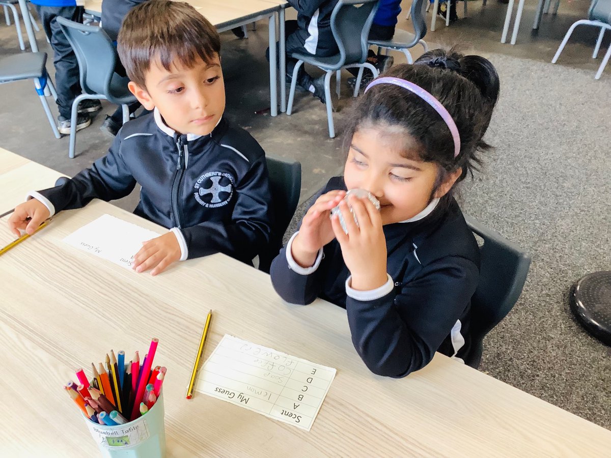 StCuthbertsPri's tweet photo. During our science lesson today, Year 1 conducted an experiment on their sense of smell. π We tested our noses to see if we recognised familiar scents. β
πOur guesses were amazing! #StCuthbertsScience https://t.co/su7Dbk7Ir9