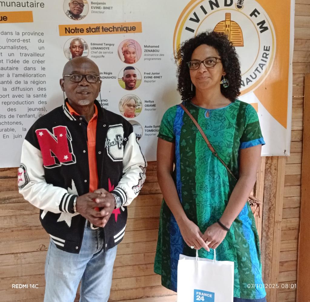 En mission d'identification des radios partenaires au Gabon, Anne ROGER de <a href="/RFI/">RFI</a> nous a visité. Ivindo FM en rade depuis 4 ans n'aura pas la chance de nouer ce partenariat. Mais tôt ou tard, nous reviendrons au devant de la scène.