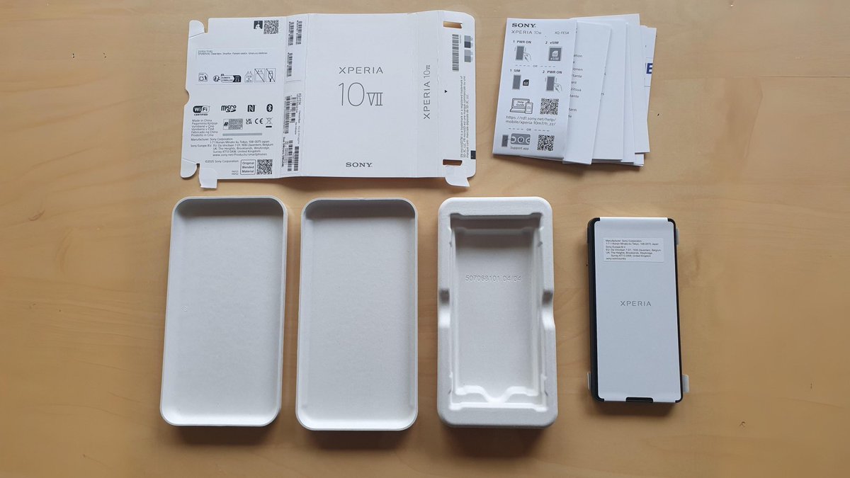 🗣️Ahead of the curve: the Sony Xperia 10 VII package is missing a cable⚡️⚡️⚡️
🗣️There's nothing inside the box other than the new phone itself and a pile of paperwork, a Reddit user complained. This is a telling precedent, as it paves the way for other smartphone manufacturers to
