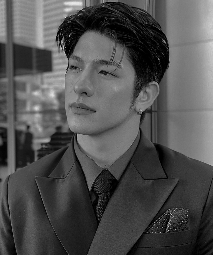 shardsofmercy's tweet image. ️️ 
"can we go.."                             "yes, my love."
"can we buy.."
"can we visit.."
"can we eat.."
️️