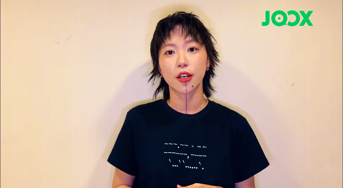 타투 아직 있다고 하네요
갑자기안아쉽고없는게나은거같음