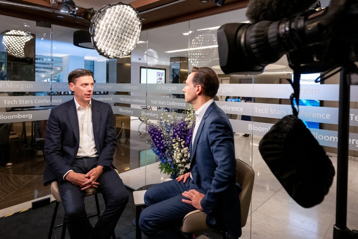 jpmorgan's tweet image. &quot;There&apos;s room to run provided the macro conditions are positive.” From the sidelines of the 13th annual J.P. Morgan Tech Stars Conference, Matt Gehl, Co-Head of Tech Investment Banking EMEA, discusses the healthy outlook for IPOs and the increasing role of private equity via…