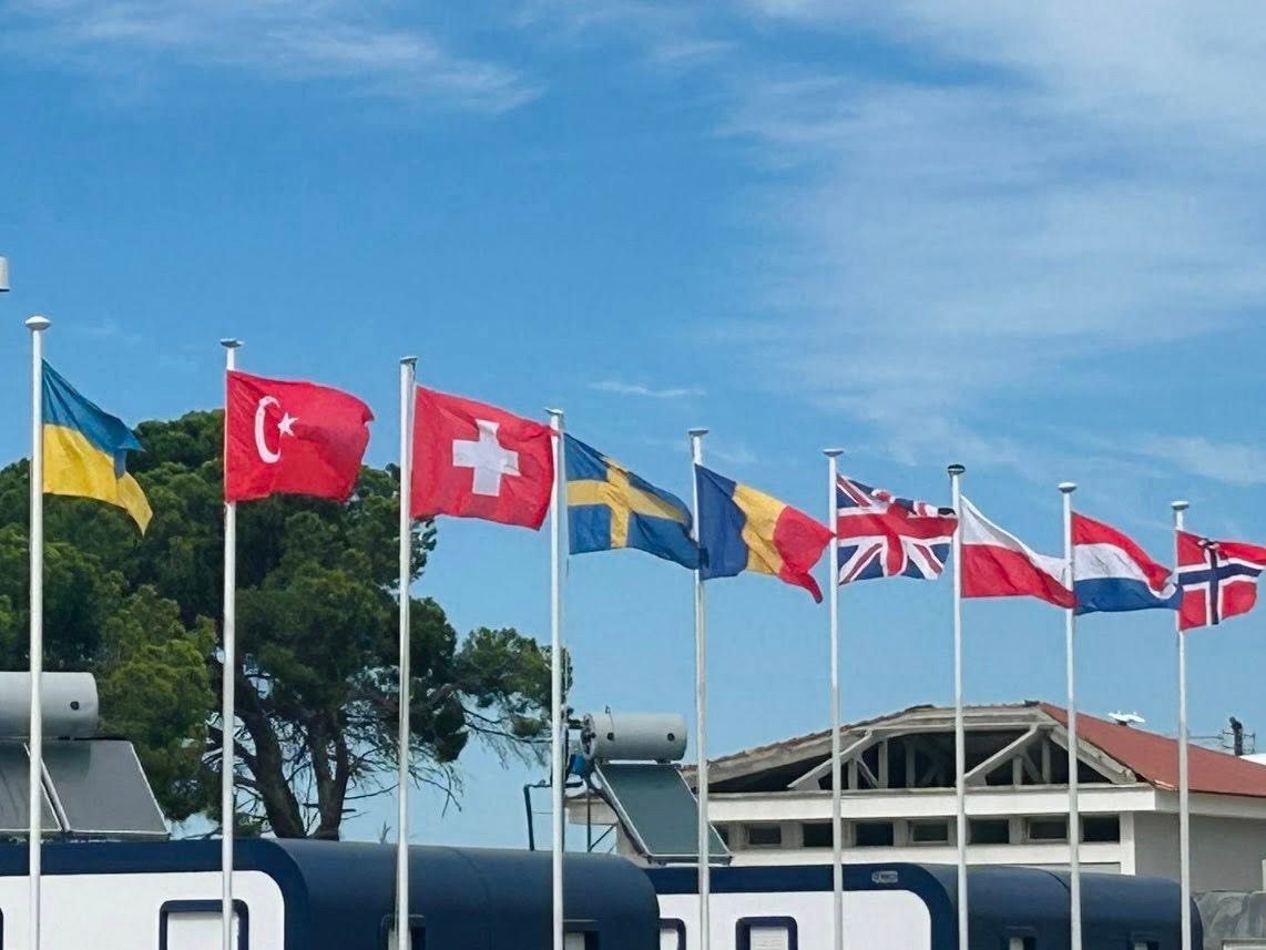 ukraine_world's tweet image. The Ukrainian Navy made history by commanding the international REPMUS/Dynamic Messenger 25 maritime exercises in Portugal—a first for a non-NATO nation. Our sailors demonstrated high professionalism and applied real combat experience to modern naval warfare, proving Ukraine's…