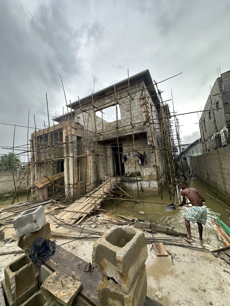 SamuelAust01's tweet image. Beyond the finished rendering lies the complexity of the construction process. We are currently navigating tricky site conditions at the structural phase.

#Buildingprocess #DesignToReality