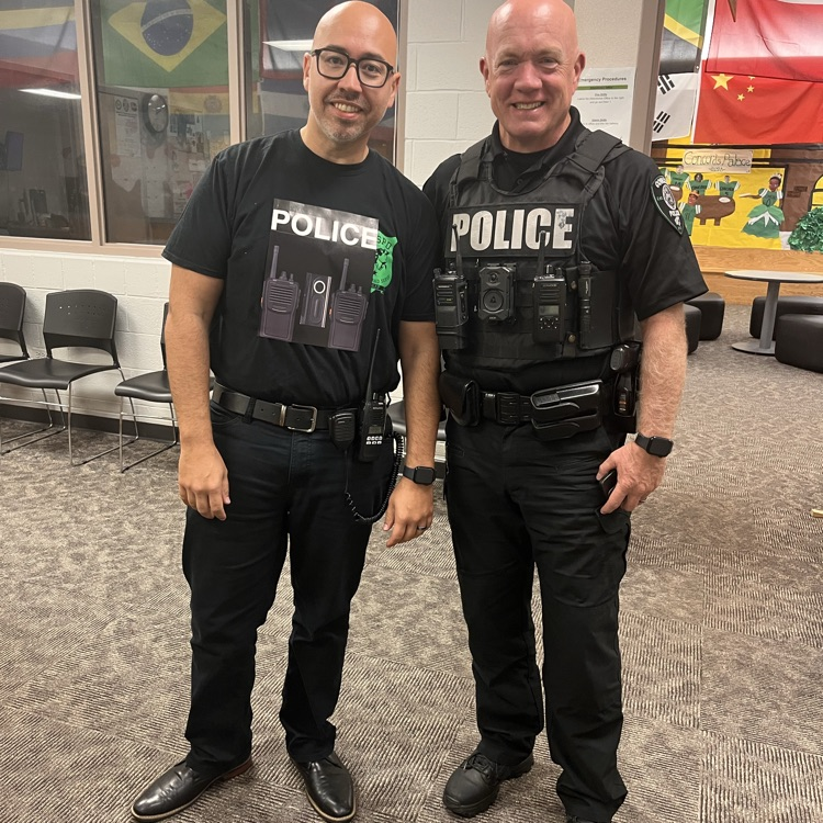 ConcordSchoolPD's tweet photo. Latest member of CCSPD Mr. Ruiz, at Twin Day! https://t.co/QuvJqjqiaA