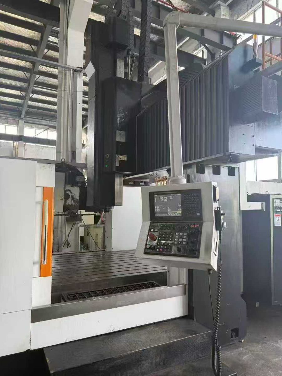 WXXIIIT's tweet photo. For sale:
Sinno 4020 gantry machining center, 22 years old, with two lines and one hard rail, Fanuc MF Plus system, split drive, 24-tool mechanical tool magazine, BT50/6000 rpm spindle with oil cooling, worktable 4000 x 1400 mm.
Contact: WhatsApp: +8613862595317 https://t.co/LG4JY7DBiv