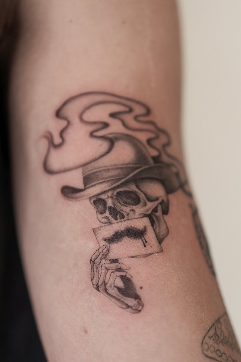 Huhn mit gebrochenem Fuß: Unsere Tiergeschichte, image size:800x1199