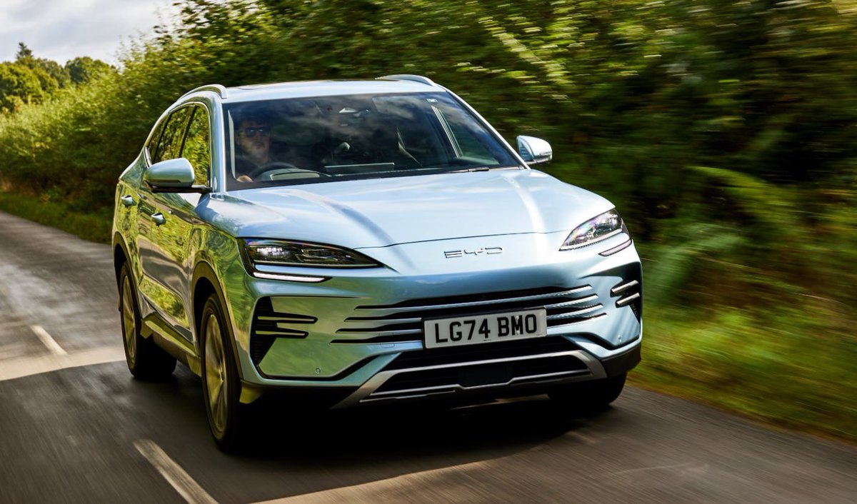 🗣️The British have become BYD's biggest fans outside of China — sales in a country where there are no government subsidies for Chinese electric trains have grown by 880% in a year.🗣️In September alone, 11,271 BYD electric cars were sold in the UK, while in Russia, only 17,805