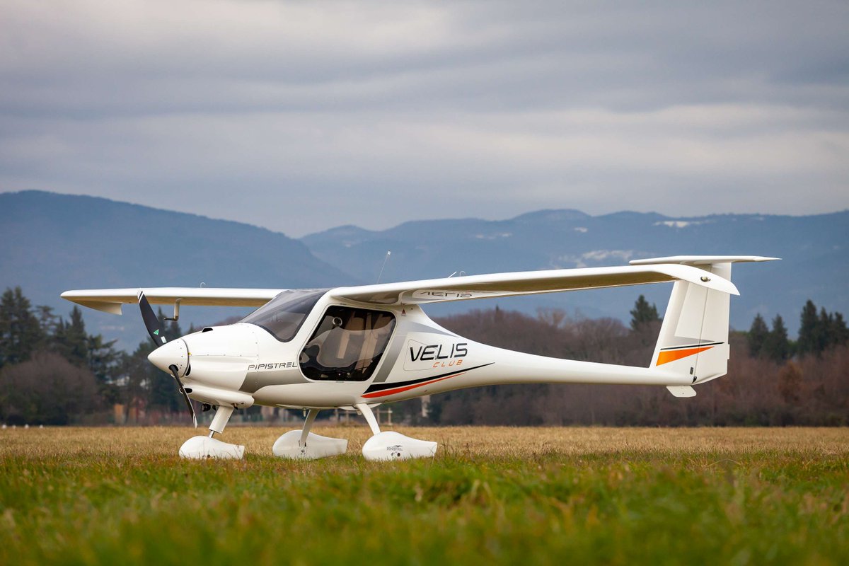pipistrelEU's tweet image. Join the club 😎

The Pipistrel Velis Club combines a high-performance system with a cost-effective flight solution, creating industry-leading levels of capability.

#Pipistrel #TextroneAviation #Textron #PipistrelVelisClub #VelisClub #flighttraining #flightschool #aircraft
