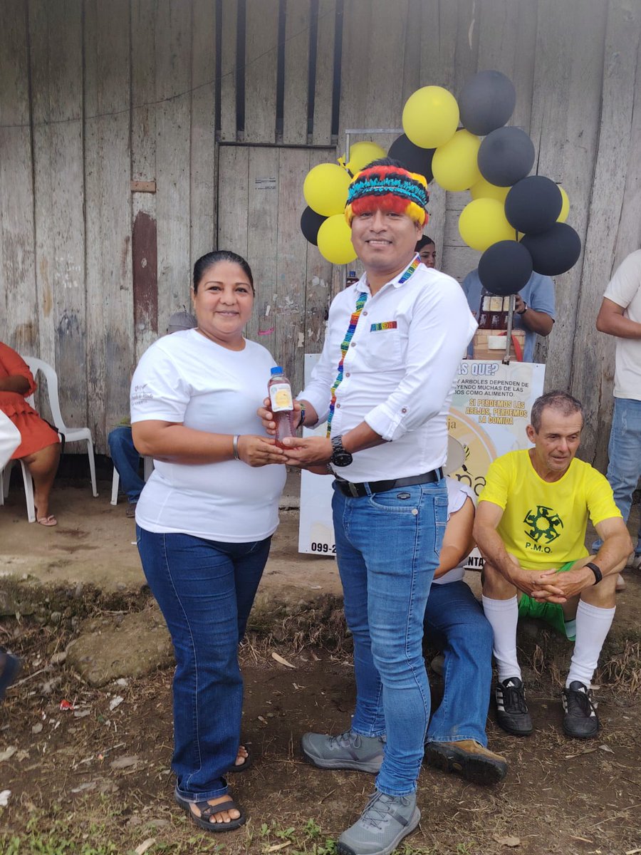CNIPN_ECUADOR's tweet photo. 🔵🔴 ¡Que viva el pueblo Montubio!
El #CNIPN, Mgs. @KawarSaant, participó en conmemoración del Pueblo Montubio en Quinindé, fortaleciendo su identidad, tradiciones y saberes ancestrales que reflejan orgullo, dignidad y resiliencia

#PueblosyNacionalidades #Montubios https://t.co/uuoMSrh2NW