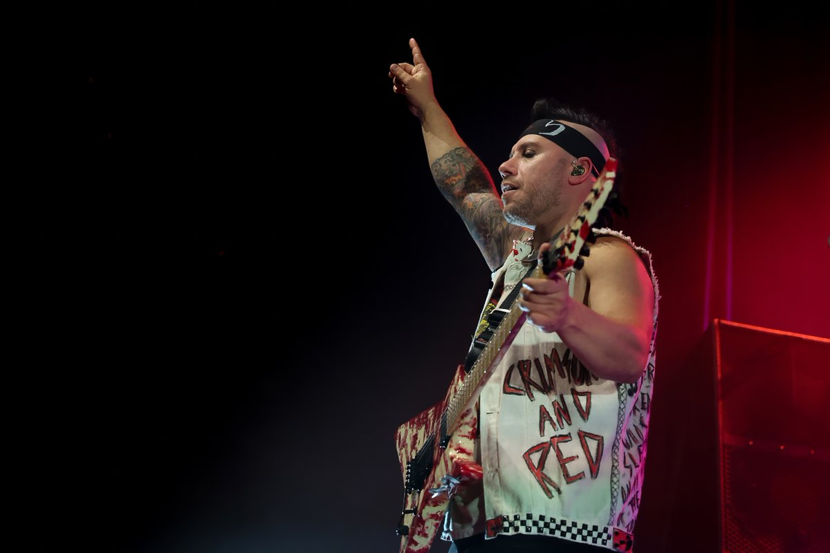 Lights hit. Drums drop. Crowd goes off - this is what happened when <a href="/atreyuofficial/">Atreyu</a> came to Manchester 🎸

📸 <a href="/twambley_a/">andrew twambley</a>

O2 Ritz Manchester - 01.10.2025