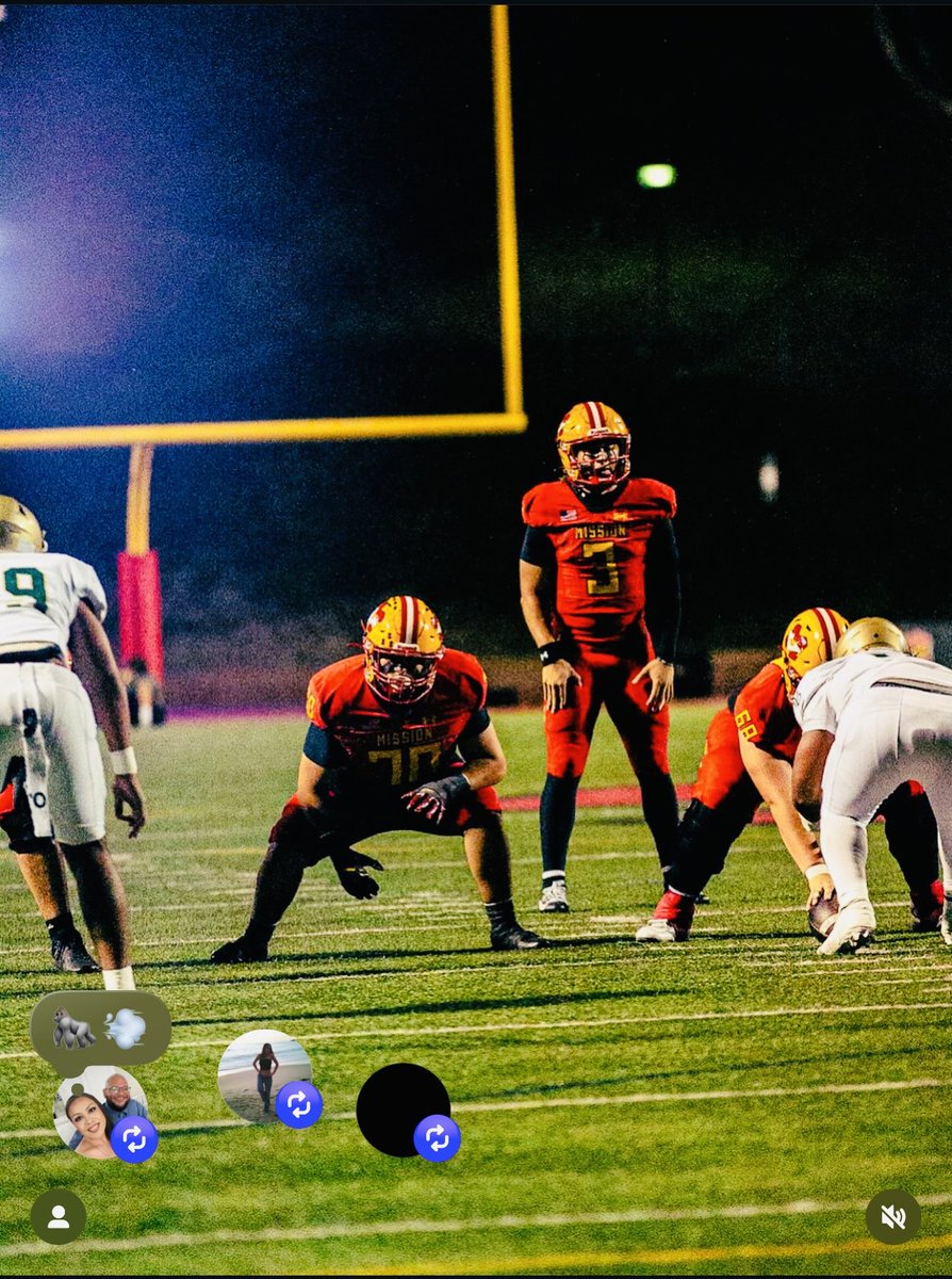 JacobInfante70's tweet photo. Game pics Mission Viejo Vs Long Beach Poly.  56-7 win.  #70 RG. @CSAPrepStar @missionfootball @LSM_714 https://t.co/6Hi0HdqFtf