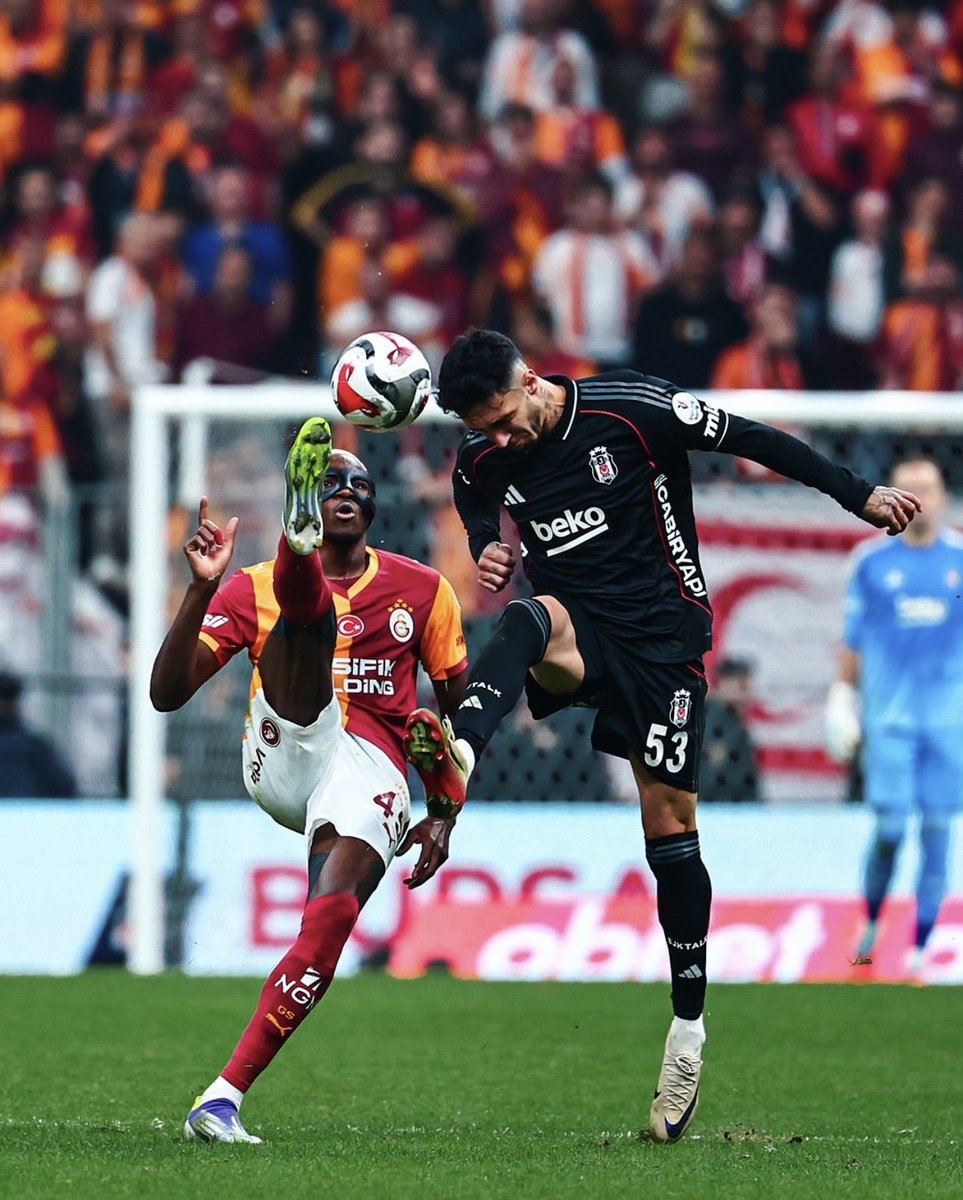 Biz her şekilde ayaktayız ha öyle yerlerde sürünmeyiz 80 lik balon seni