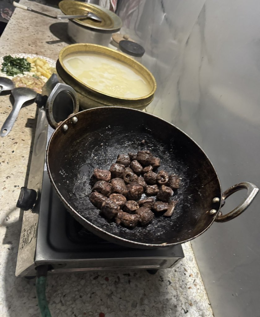 Mrinal_MLA's tweet image. #8pm : #Cooking
সময় কটোৱাৰ এটা উপযুক্ত কাম হ&apos;ল ৰন্ধা-বঢ়া কৰা। আজি কুচিয়া আৰু উখুৱা চাউল ৰন্ধাত ব্যস্ত হৈছোঁ।
Cooking is a best thing to spend time in the evening. Preparing Monopterus Cuchia and Usna rice tonight.