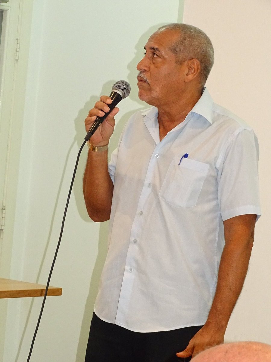 Vladimir Guevara del <a href="/InsmetC/">INSMET Cuba (METEOROLOGÍA)</a> de #Cuba presenta los resultados del Programa Nacional de #CambioClimático. Plan estratégico de interés nacional p reducir vulnerabilidades. Continúa reunión de la  #TareaVida correspondiente al mes de octubre. <a href="/citmacuba/">Ministerio de Ciencia, Tecnología y Medio Ambiente</a> <a href="/MinturCuba/">Ministerio Turismo</a>