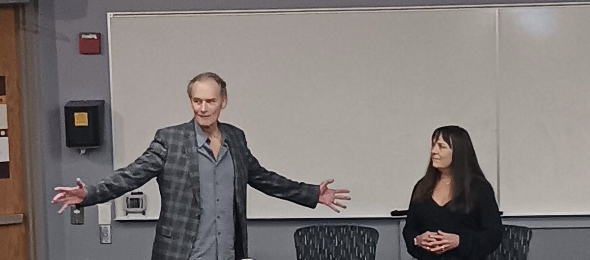 Thanks to the <a href="/SexyHappyCouple/">Sexy Happy Couple</a> : Joe Gow and Carmen Wilson, for guest lecturing to my media law students this morning about their experience with OF and their First Amendment case against the Wisconsin Board of Regents.