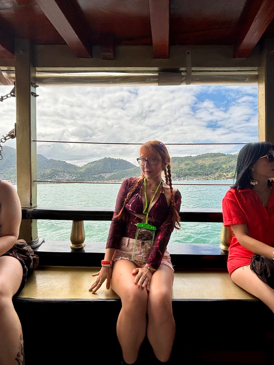 CyborgYadira's tweet photo. 🏝️ https://t.co/pZT2hi1qq4
