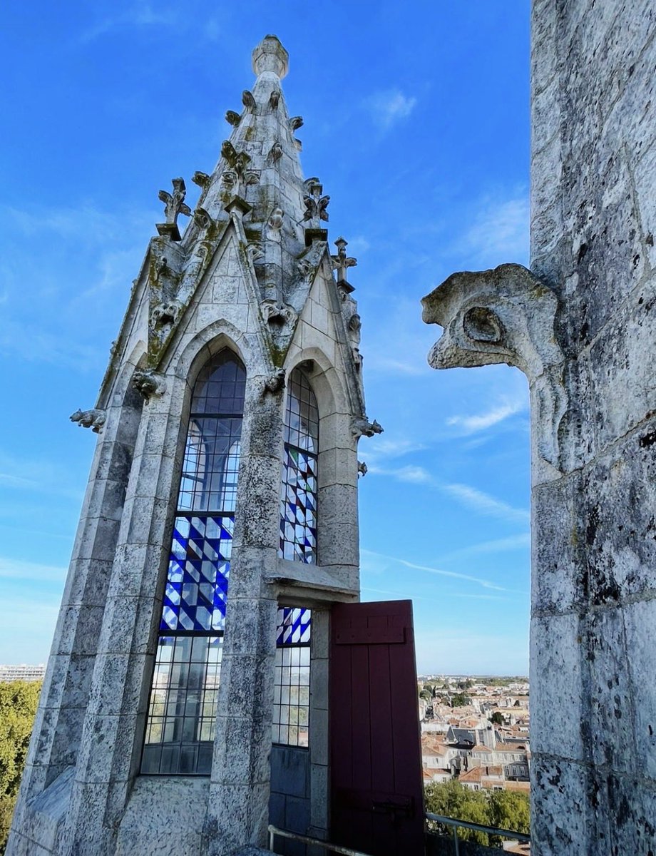 be_erasmus's tweet image. Heute durften wir eine coole Stadtrallye durch La Rochelle erleben! Merci, Team Frankreich 🇫🇷 🫶🏽. #ErasmusPlus #Be_erasmus #Grundschule_Klosterfelde