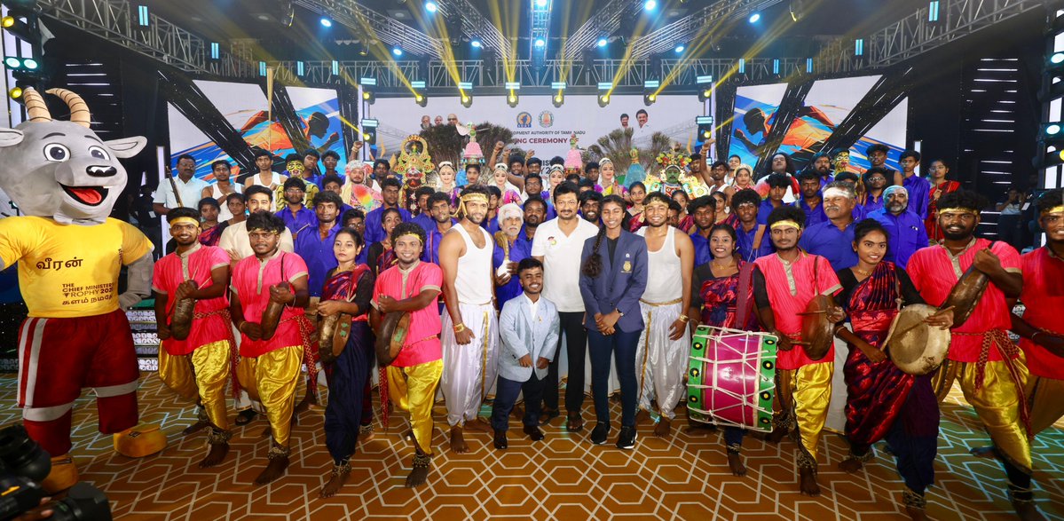 மாண்புமிகு தமிழ்நாடு துணை முதலமைச்சர் திரு.<a href="/Udhaystalin/">Udhay - தமிழ்நாட்டை தலைகுனிய விடமாட்டேன்</a> அவர்கள், முதலமைச்சர் கோப்பை விளையாட்டு போட்டிகள் 2025-ன் மாநில அளவிலான போட்டிகளை சென்னையில் இன்று தொடங்கி வைத்தார்கள்.