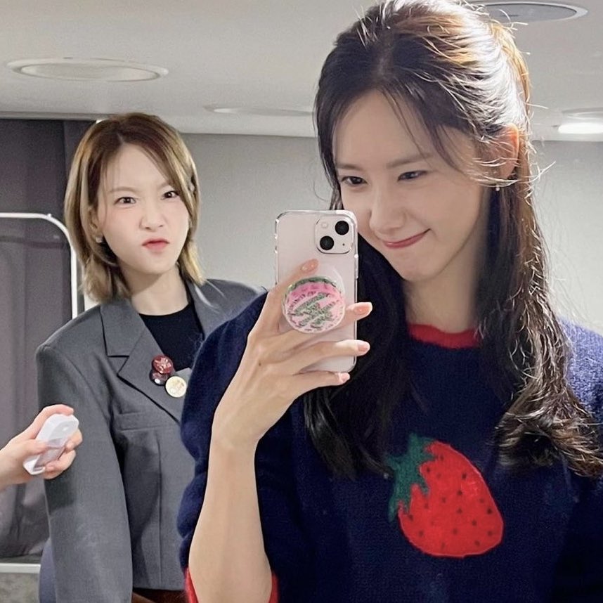 ใดๆคือ ทุกย่างก้าวของพี่แทยอนมักมียุนอาอยู่ข้างๆเสมอเลย คสพยุนแทพวกแกน่ารักกันจัง 2คอนที่ไม่ได้ไปก็เพราะติดถ่ายซรหมดเลยสินะ อ้ย ขอบคุณอิมยุนที่เป็นเซฟโซนของยัยพี่มาเสมอ ㅜㅡㅜ🦌🦋🩷