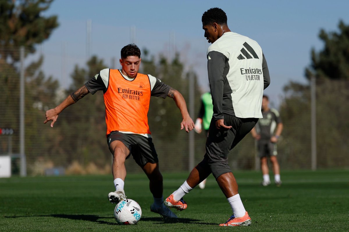 Valverde vs Bellingham 
#RealMadrid