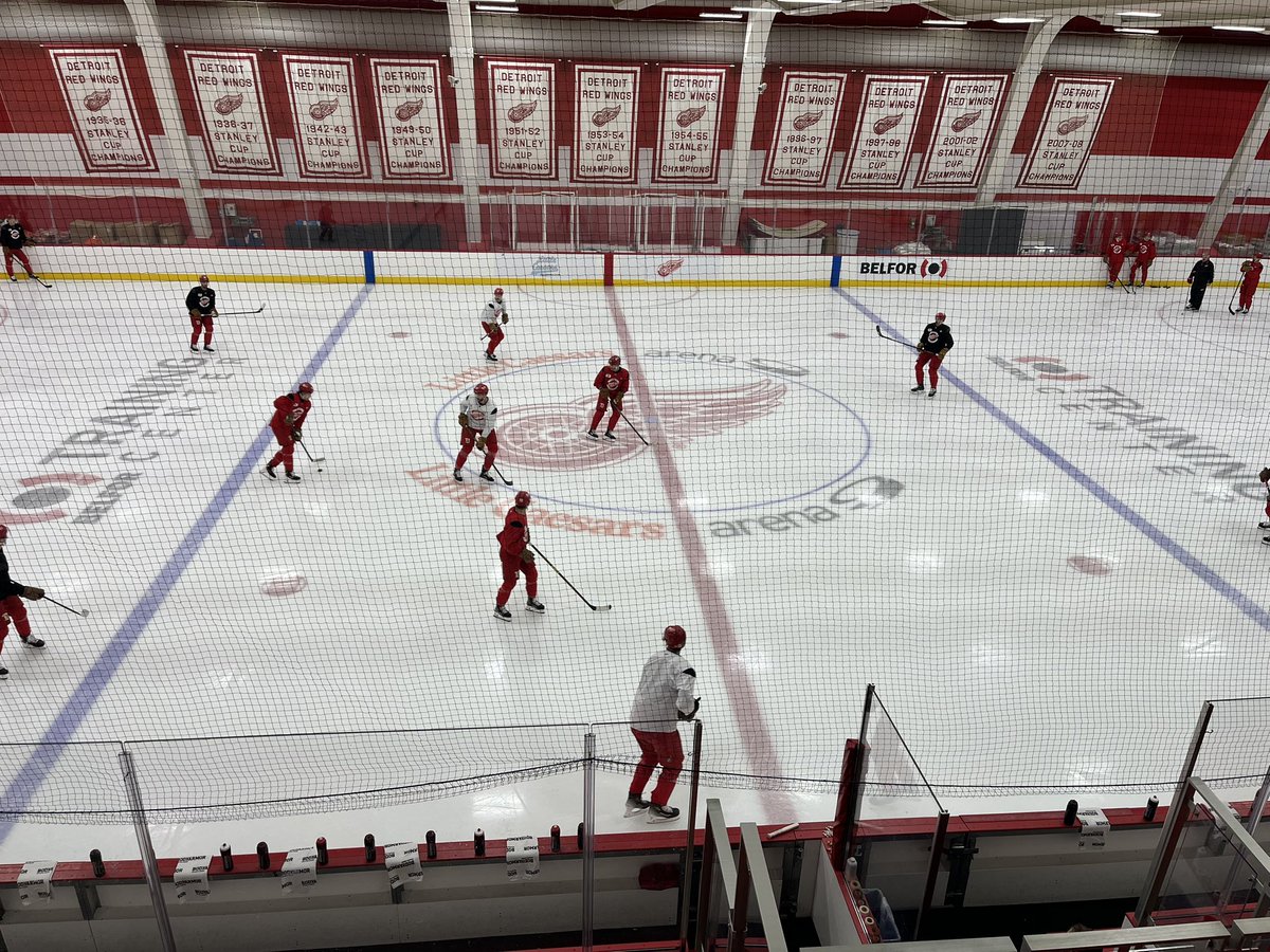 m_bultman's tweet image. Finnie Larkin Raymond
Kane Kasper DeBrincat
Copp Compher MBN
Söderblom Rasmussen Appleton
Berggren, JVR
Chiarot Seider
Edvinsson ASP
Johansson Hamonic
Gustafsson JBD