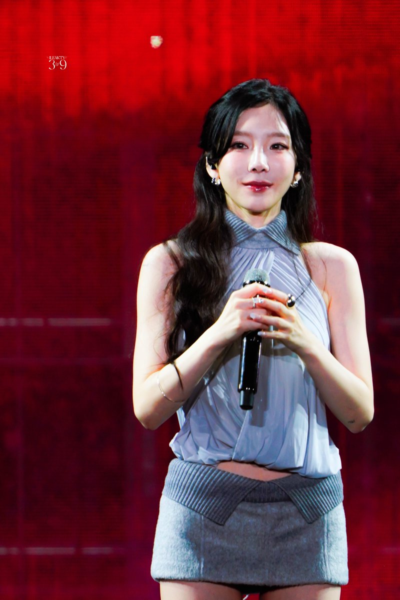 ileakty39's tweet photo. Taeyeon ah thank you for singing
태연아 노래해줘서 고마워

#Perfect10seWithTaeyeon
HAPPY TAENGTH
#태연아_우리의_10년은_너였어 https://t.co/3G9CNRDJtm