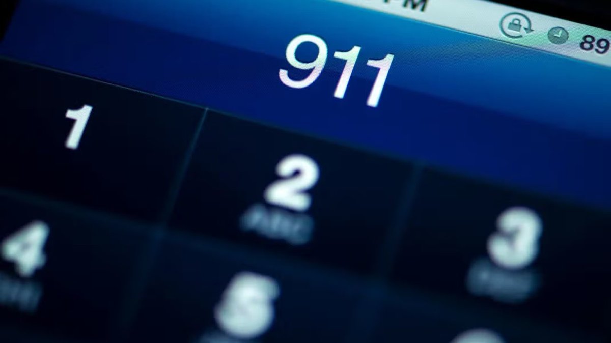 🧠 Myth: “If something happens, I don’t need to call 911—someone else probably did.”
Fact: Never assume. Call 911 right away.

Your call could save crucial seconds.
#UTReady #CampusSafety