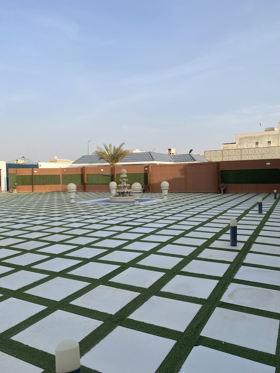 gccplf's tweet image. ( استراحة مميزة للبيع بالدرعية )
المساحة 2222م² – شارع 36 – الواجهة شمالية شرقية – عمر العقار 5 سنوات
قسمين مؤثثين – مجالس وصالات – مسبح – جلسات خارجية – ألعاب أطفال – مطبخ مجهز – غرفتين – غرفة حارس
📍 تبعد 10 دقائق عن منتزة البجيري التاريخي وحوالي 20 دقيقة عن مركز الملك…