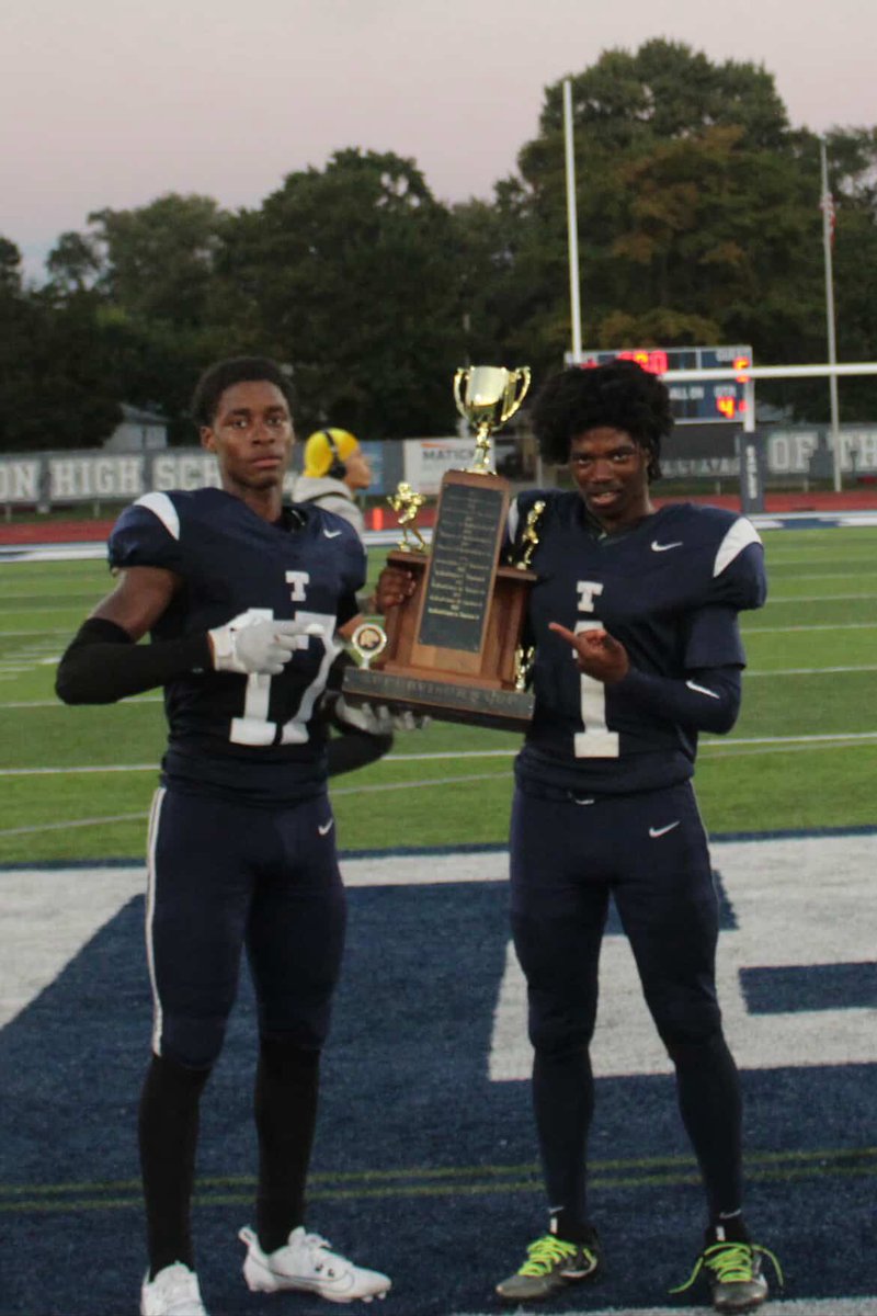 Armann Whitaker tweet media